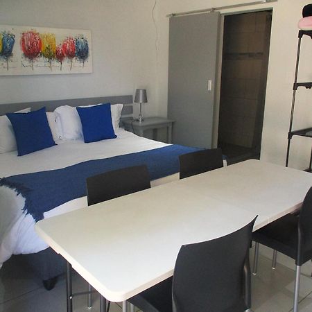Lekker Rus Apartamento Bloemfontein Exterior foto