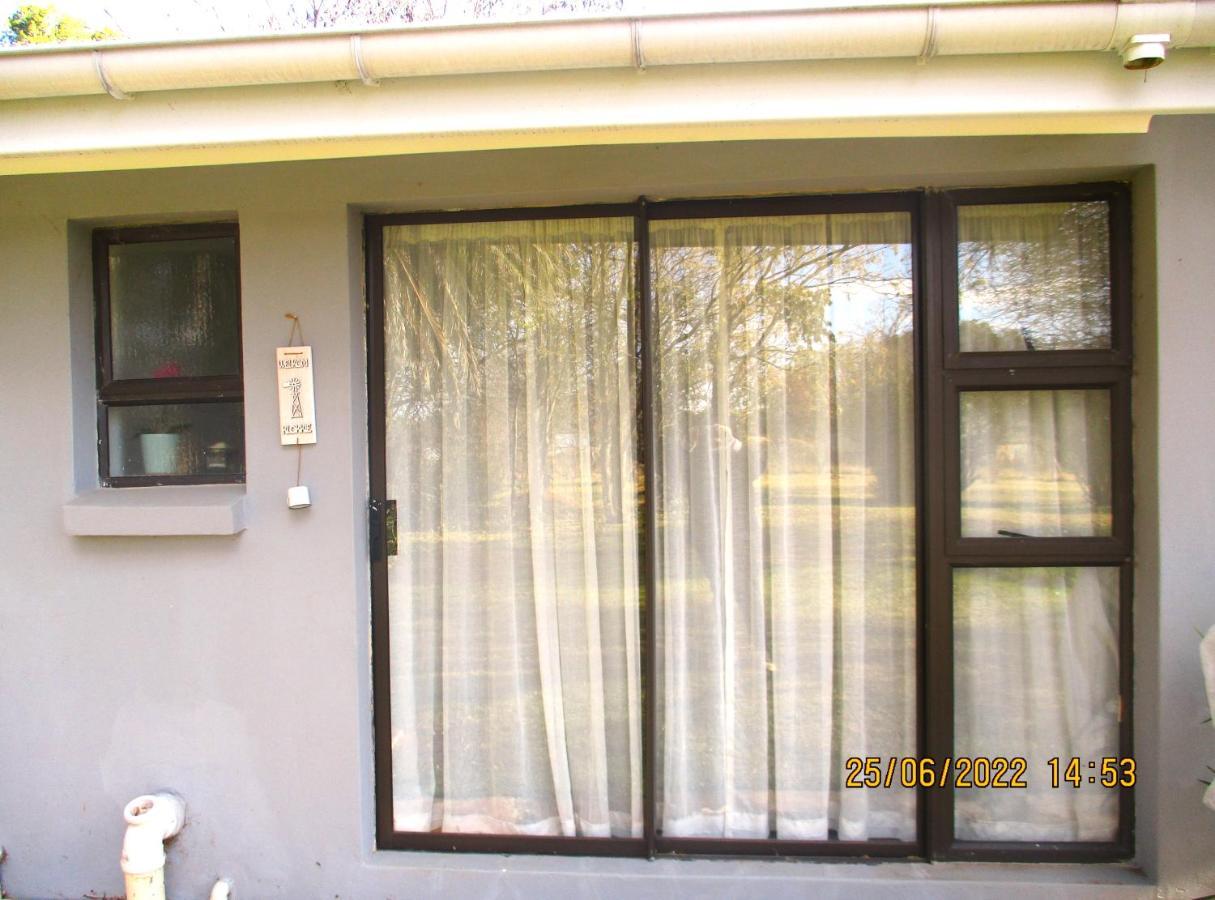 Lekker Rus Apartamento Bloemfontein Exterior foto