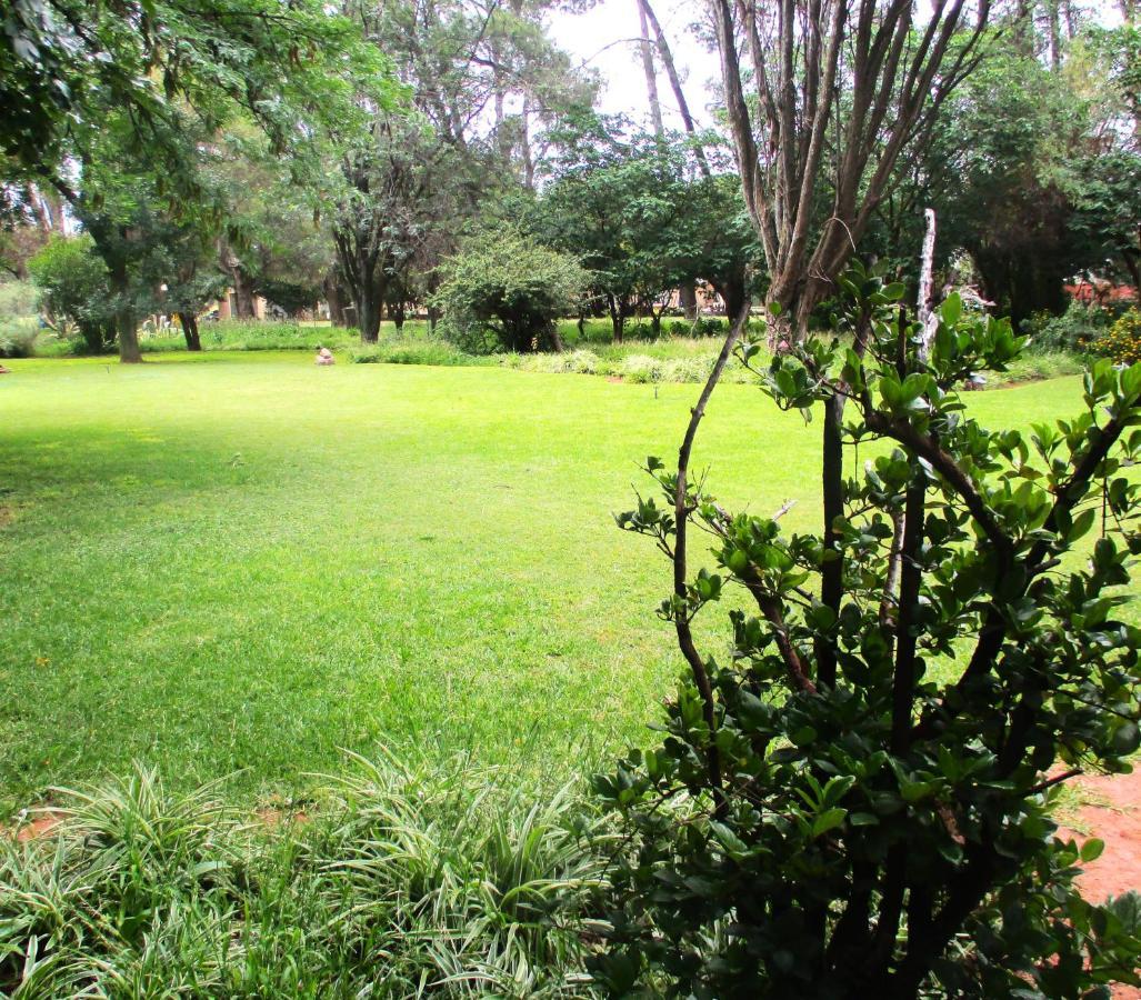 Lekker Rus Apartamento Bloemfontein Exterior foto