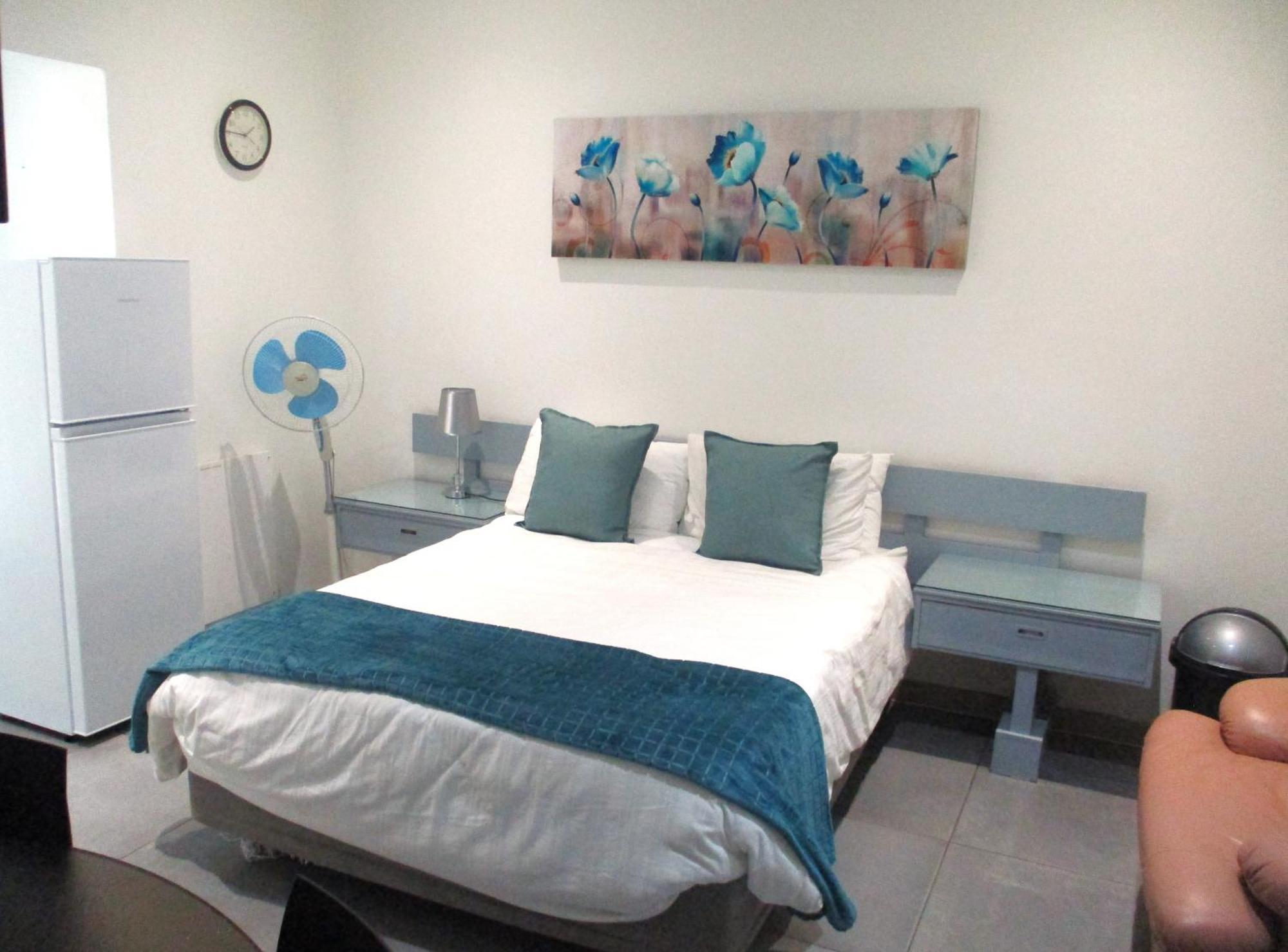Lekker Rus Apartamento Bloemfontein Exterior foto